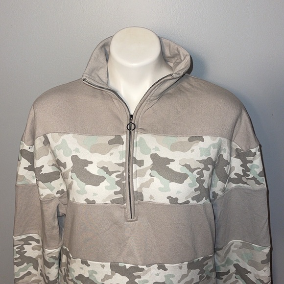 Simply Southern 1/4 Zip Striped Camouflage Pulloverr Jacket. NWT.  Large. - Picture 2 of 11